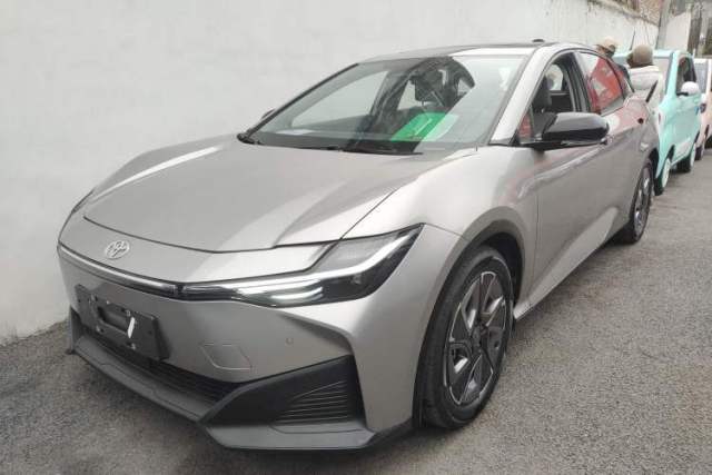 Used Toyota bZ3 2024 517 km Elite PRO