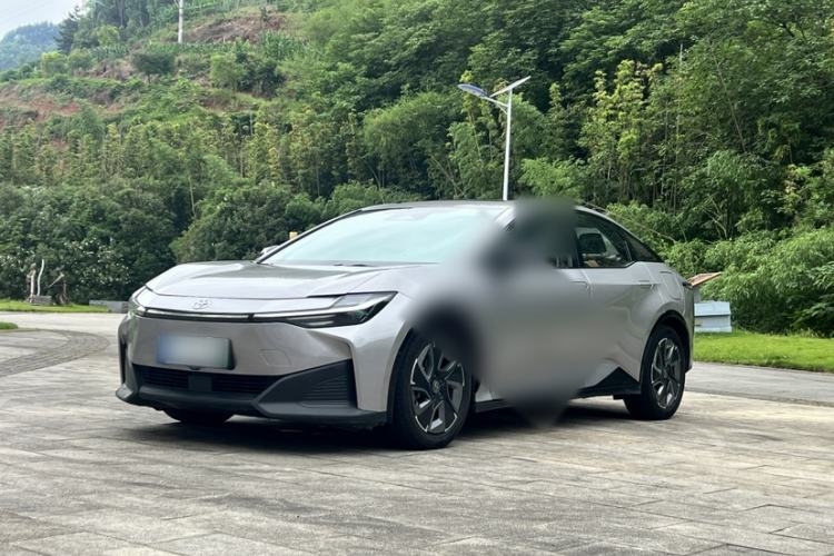 Used Toyota bZ3 2024 517 km Elite PRO Guazi used car, China used car export, Used car for sale, Used Toyota cars, Cheapest cars for sale, Electric vehicle, New energy car