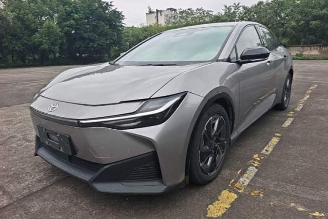 Used Toyota bZ3 2024 517 km Elite PRO