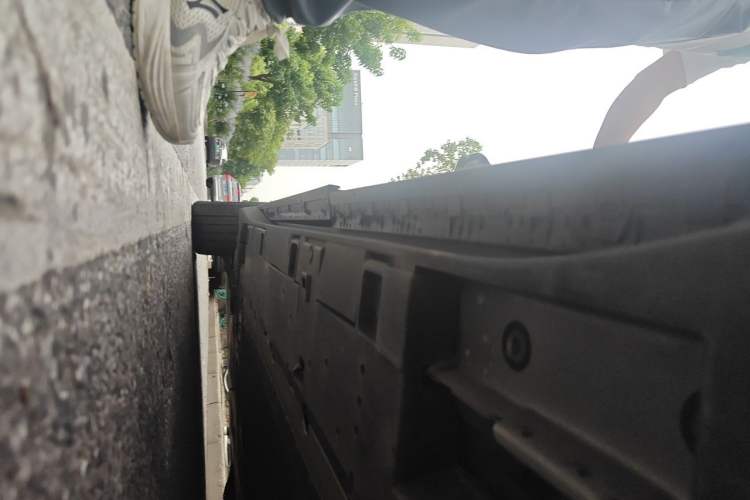 Used Toyota bZ3 2024 517 km Elite PRO Chassis Rear Left