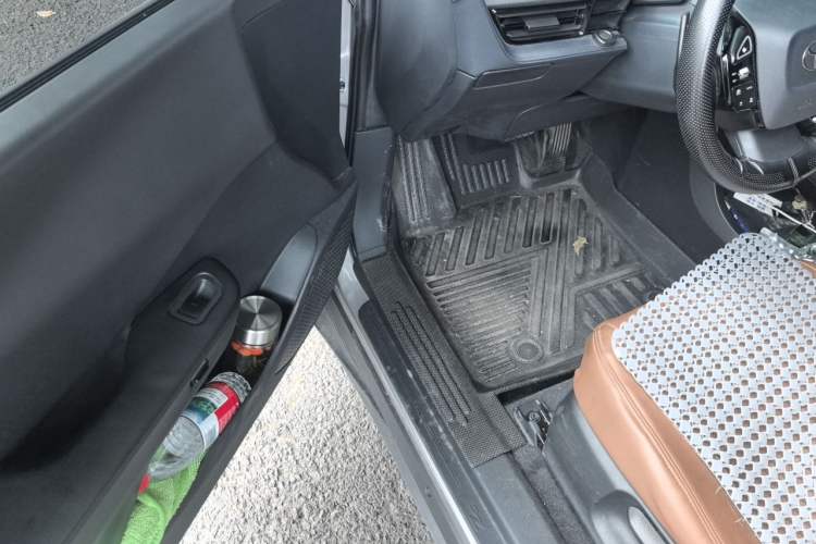 Used Toyota bZ3 2024 517 km Elite PRO Driver Seat