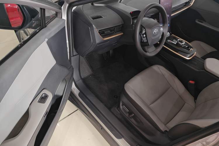 Used Toyota bZ3 2024 517 km Elite PRO Driver Seat