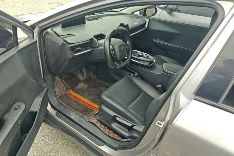 Used Toyota bZ3 2024 517 km Elite PRO Driver Seat