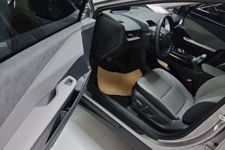Used Toyota bZ3 2024 517 km Elite PRO Driver Seat