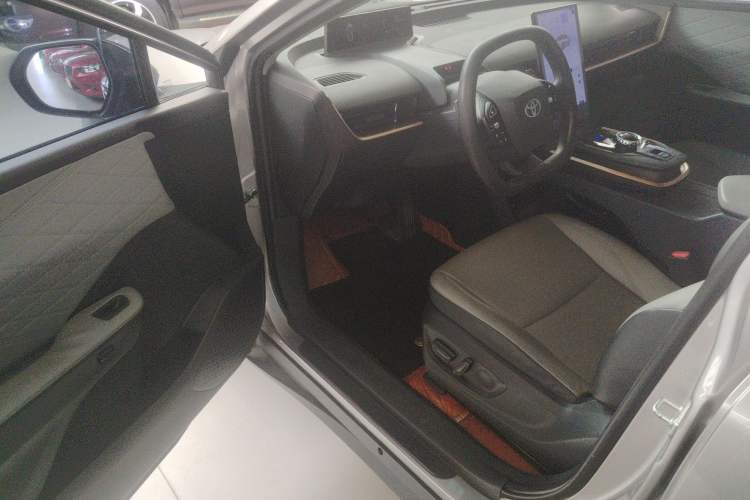 Used Toyota bZ3 2024 517 km Elite PRO Driver Seat