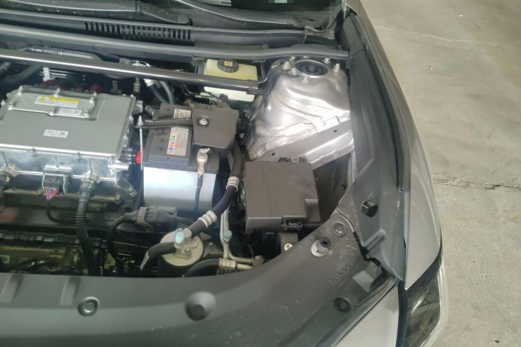 Used Toyota bZ3 2024 517 km Elite PRO Engine Bay Left