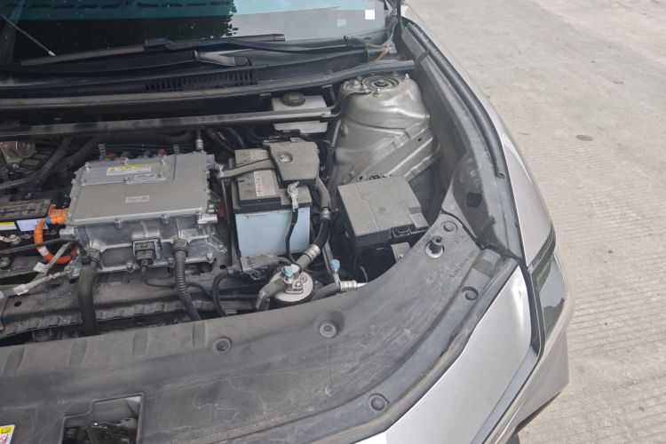 Used Toyota bZ3 2024 517 km Elite PRO Engine Bay Left