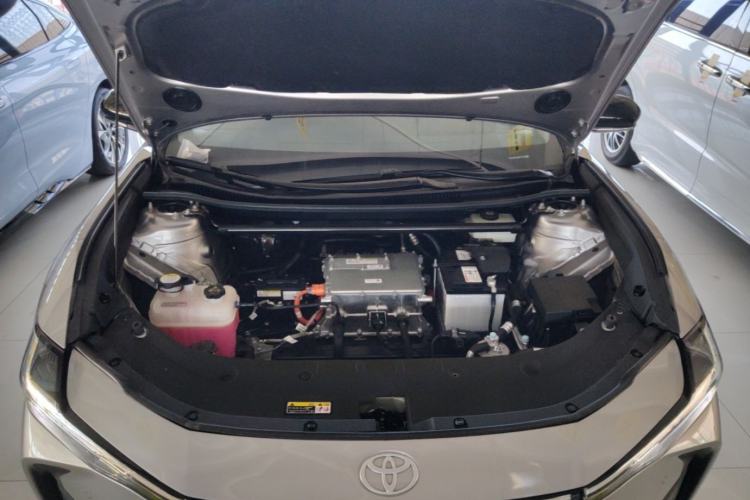 Used Toyota bZ3 2024 517 km Elite PRO Engine Bay