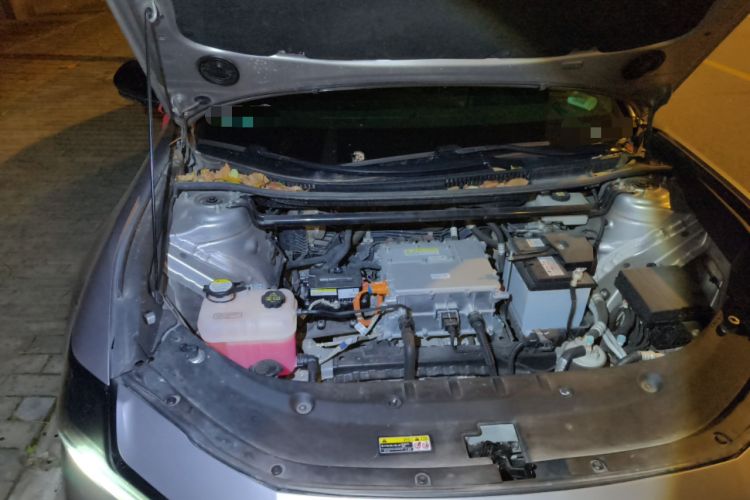 Used Toyota bZ3 2024 517 km Elite PRO Engine Bay Right