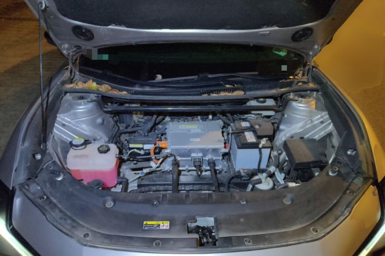 Used Toyota bZ3 2024 517 km Elite PRO Engine Bay