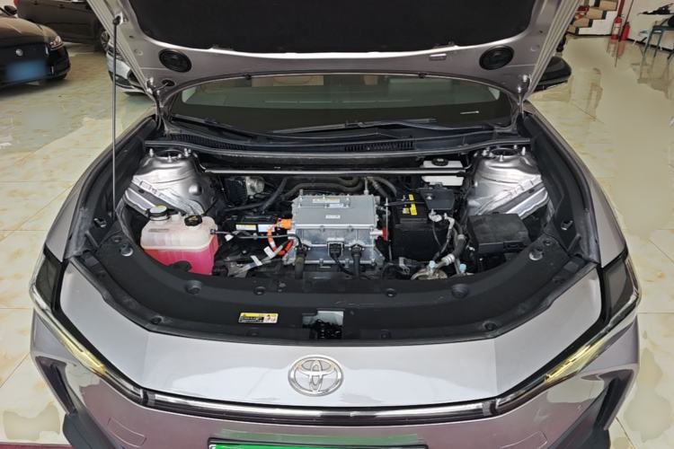 Used Toyota bZ3 2024 517 km Elite PRO Engine Bay