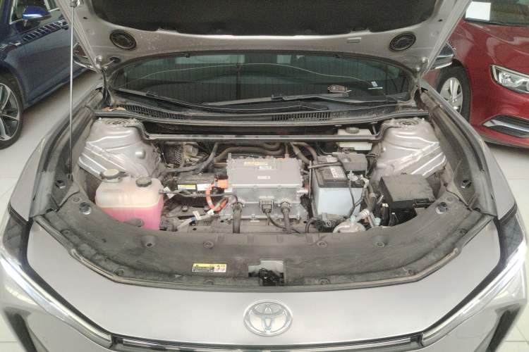 Used Toyota bZ3 2024 517 km Elite PRO Engine Bay