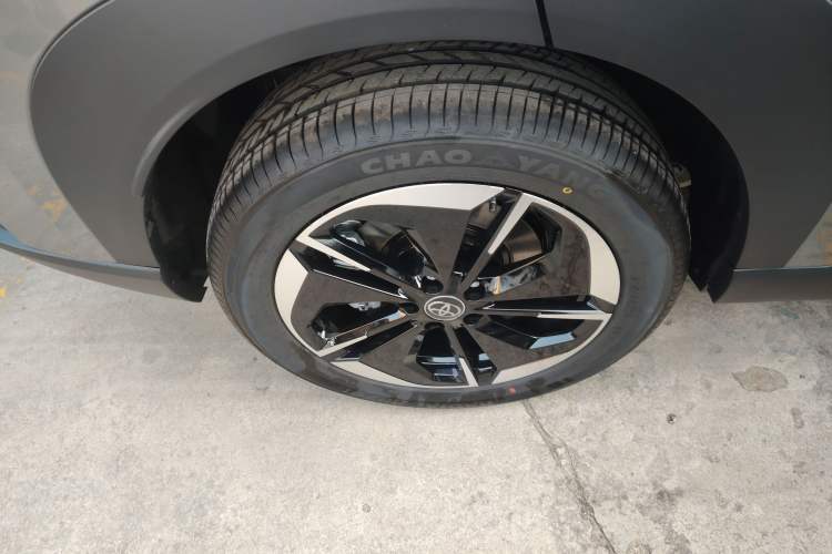 Used Toyota bZ3 2024 616 km Long-Range PRO Exterior 8