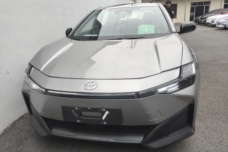 Used Toyota bZ3 2024 517 km Elite PRO Front