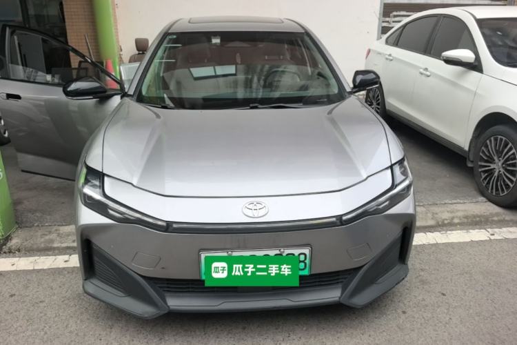 Used Toyota bZ3 2024 517 km Elite PRO Front