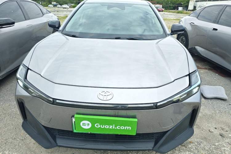 Used Toyota bZ3 2024 517 km Elite PRO Front