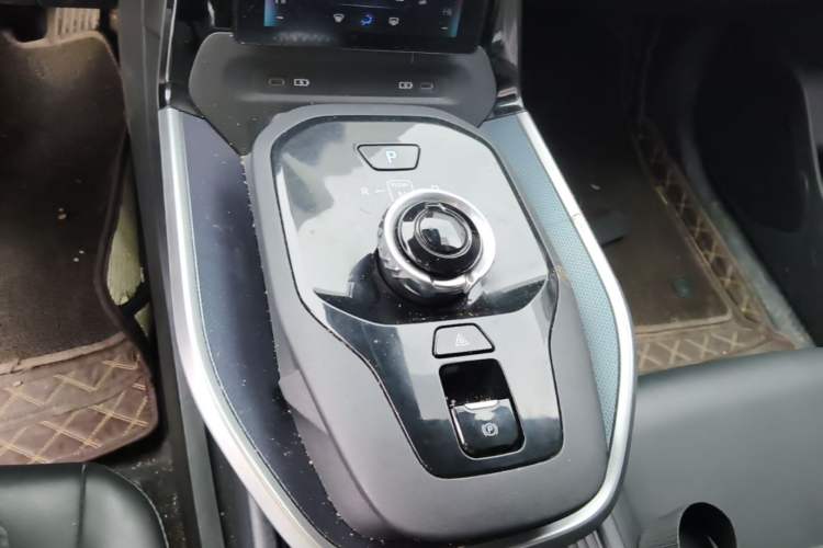 Used Toyota bZ3  Gear Lever