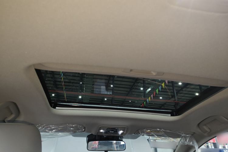 Used Toyota bZ3 2024 517 km Elite PRO Headliner