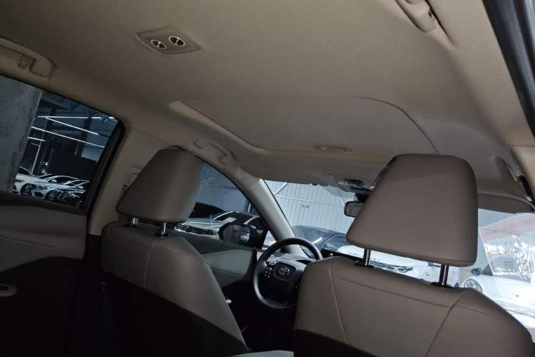 Used Toyota bZ3 2024 517 km Elite PRO Headliner
