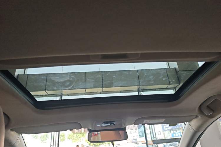 Used Toyota bZ3 2024 517 km Elite PRO Headliner