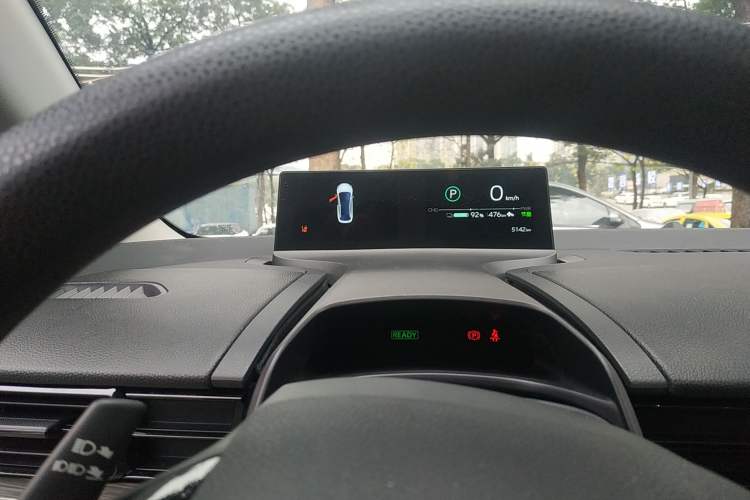 Used Toyota bZ3 2024 517 km Elite PRO Instrument Cluster