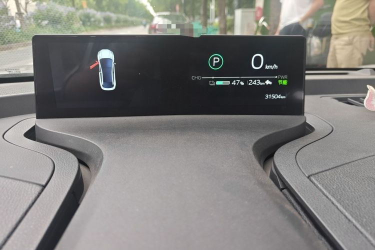 Used Toyota bZ3 2024 517 km Elite PRO Instrument Cluster