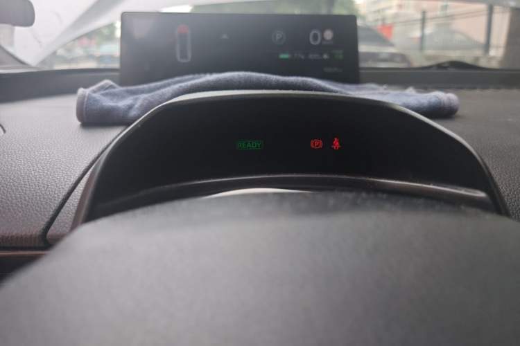 Used Toyota bZ3 2024 517 km Elite PRO Instrument Cluster