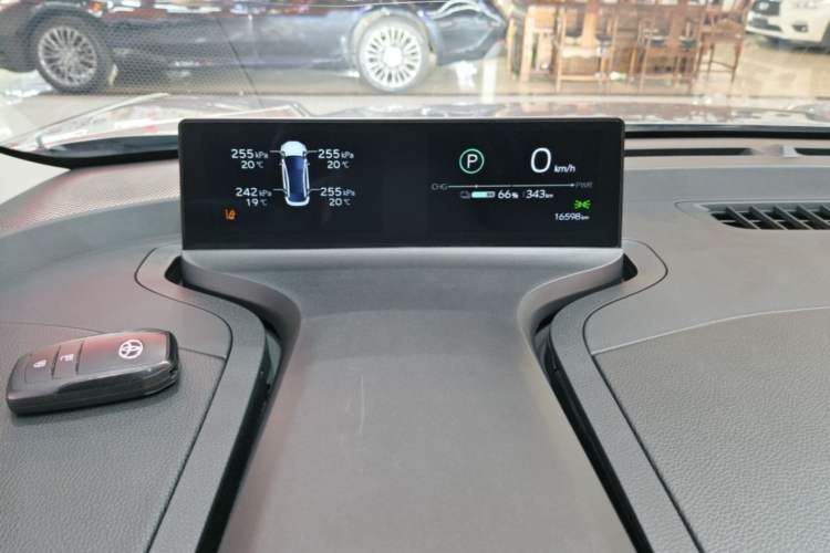 Used Toyota bZ3 2024 517 km Elite PRO Instrument Cluster