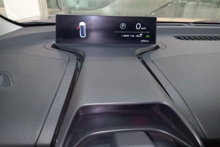 Used Toyota bZ3 2024 616 km Long-Range Premium Instrument Cluster