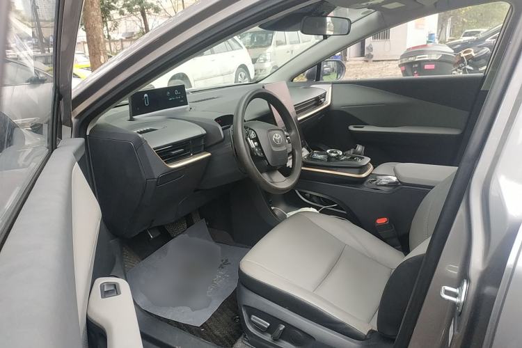 Used Toyota bZ3 2024 517 km Elite PRO Interior 3