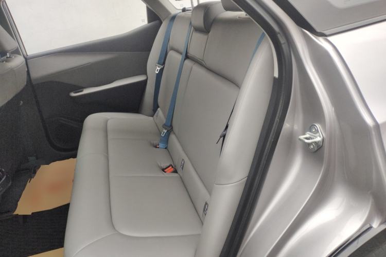 Used Toyota bZ3 2024 517 km Elite PRO Left Rear Seat