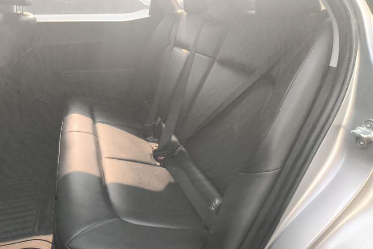 Used Toyota bZ3 2024 517 km Elite PRO Left Rear Seat