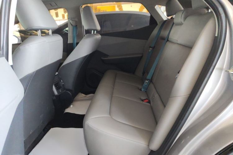 Used Toyota bZ3 2024 517 km Elite PRO Left Rear Seat