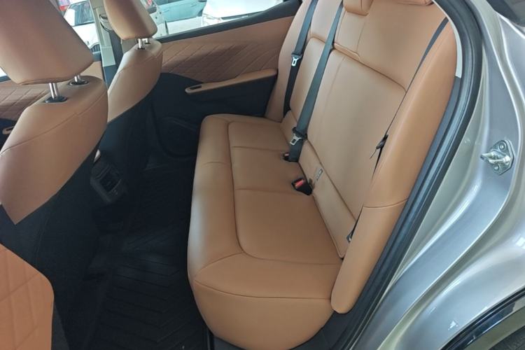 Used Toyota bZ3 2024 517 km Elite PRO Left Rear Seat