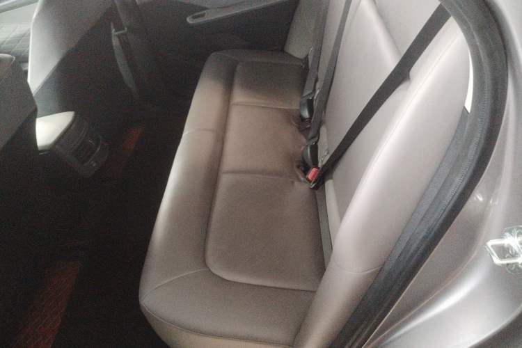 Used Toyota bZ3 2024 517 km Elite PRO Left Rear Seat