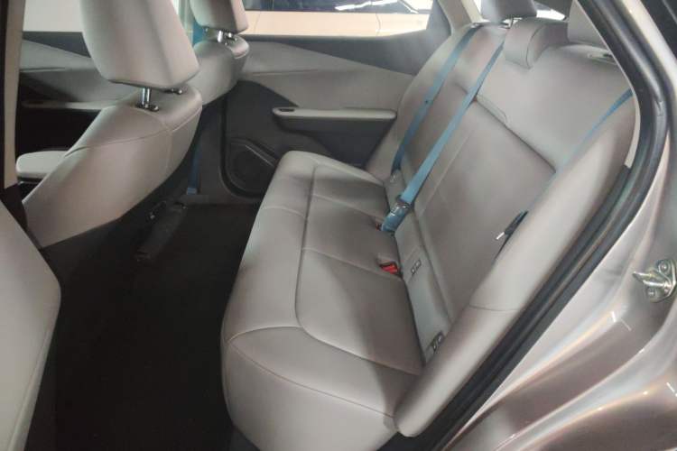 Used Toyota bZ3 2024 517 km Elite PRO Left Rear Seat