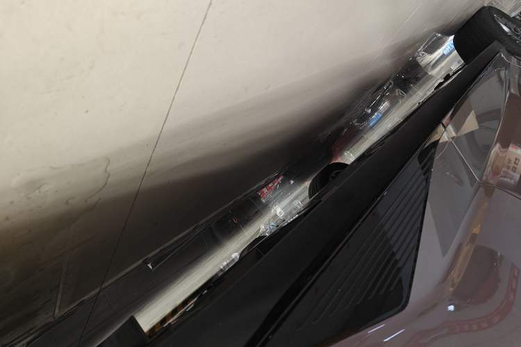 Used Toyota bZ3 2024 517 km Elite PRO Left Side Sill