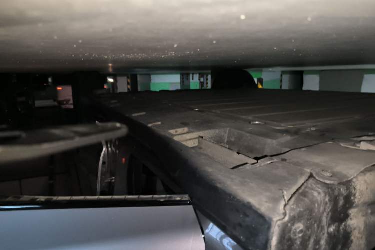 Used Toyota bZ3 2024 517 km Elite PRO Left Side Sill