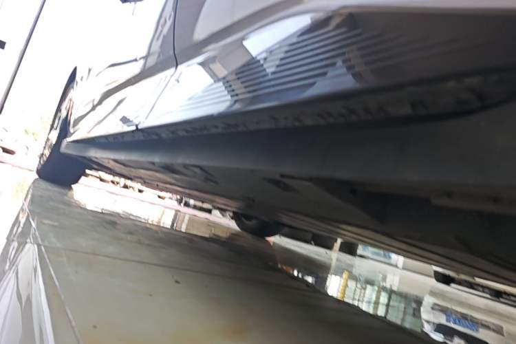Used Toyota bZ3 2024 517 km Elite PRO Left Side Sill