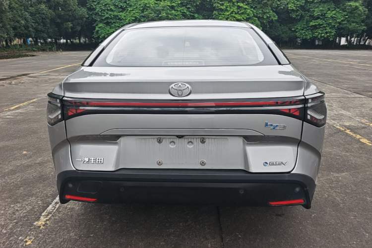 Used Toyota bZ3 2024 517 km Elite PRO Rear