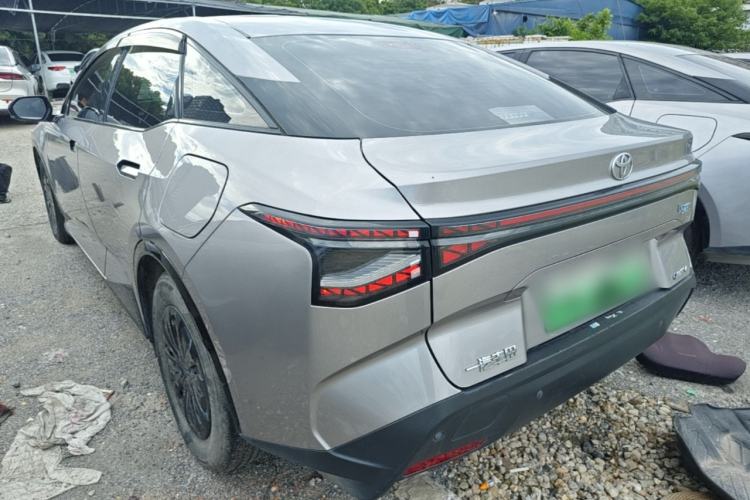 Used Toyota bZ3 2024 517 km Elite PRO Rear Left 45 Deg