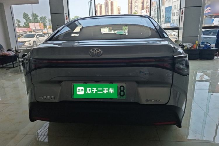Used Toyota bZ3 2024 517 km Elite PRO Rear