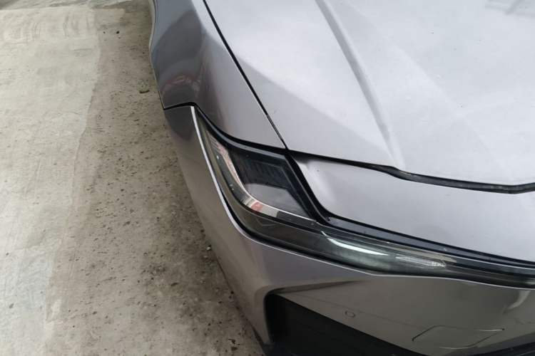 Used Toyota bZ3  Right Front Headlight