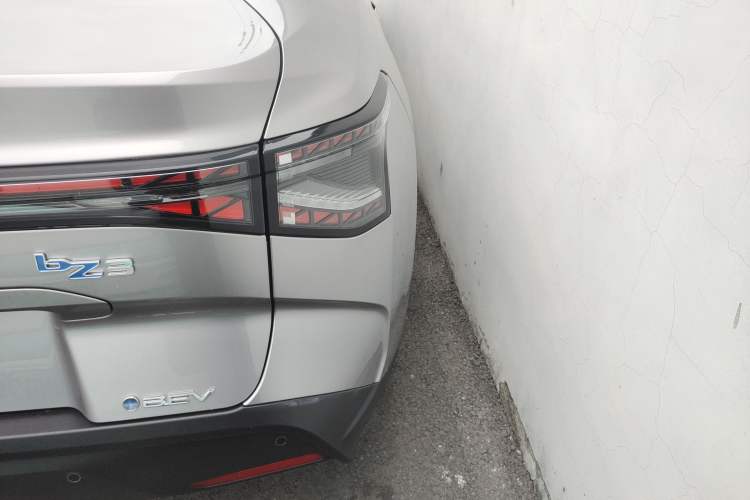 Used Toyota bZ3 2024 517 km Elite PRO Right Rear Taillight