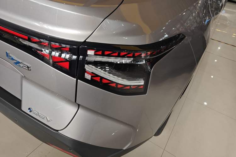 Used Toyota bZ3 2024 517 km Elite PRO Right Rear Taillight