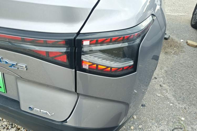 Used Toyota bZ3 2024 517 km Elite PRO Right Rear Taillight