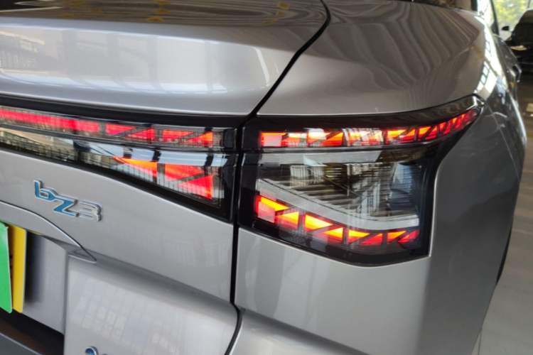 Used Toyota bZ3 2024 517 km Elite PRO Right Rear Taillight