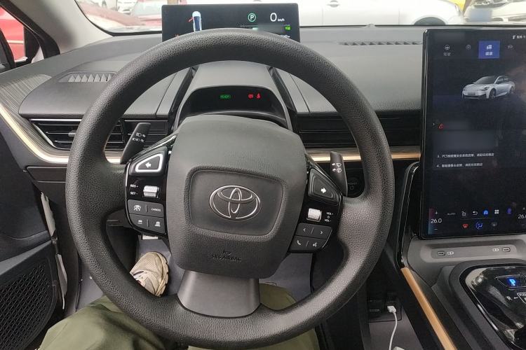 Used Toyota bZ3 2024 517 km Elite PRO Steering Wheel