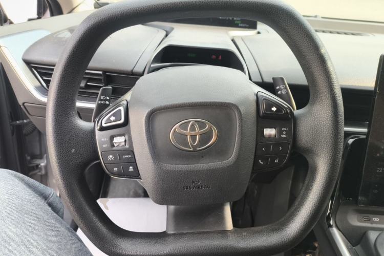 Used Toyota bZ3 2024 517 km Elite PRO Steering Wheel
