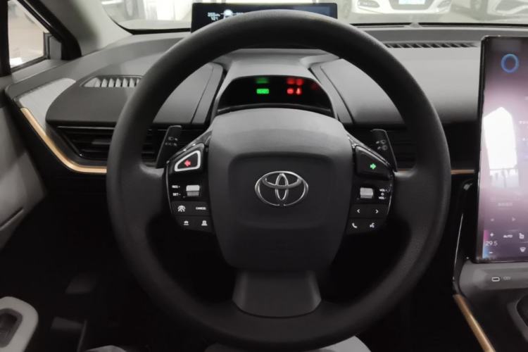 Used Toyota bZ3 2024 517 km Elite PRO Steering Wheel